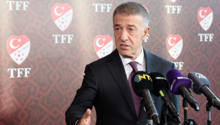 Ahmet Ağaoğlu istifasını duyurdu