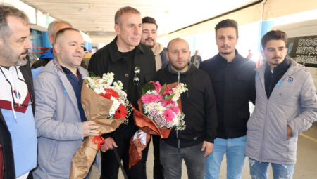 Trabzonspor’dan Avcı’ya çiçekli teşekkürlü veda