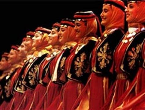 Türk Halk Dansları ve Kökenleri